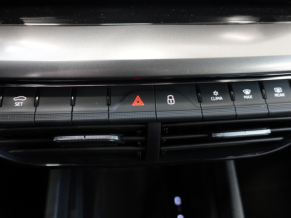 Škoda Octavia IV 2.0 TDi 