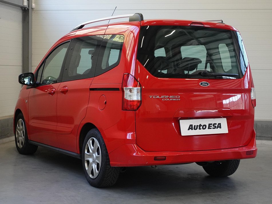 Ford Tourneo Courier 1.5TDCi Trend