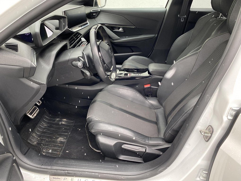 Peugeot 208 1.2 PT GT Line