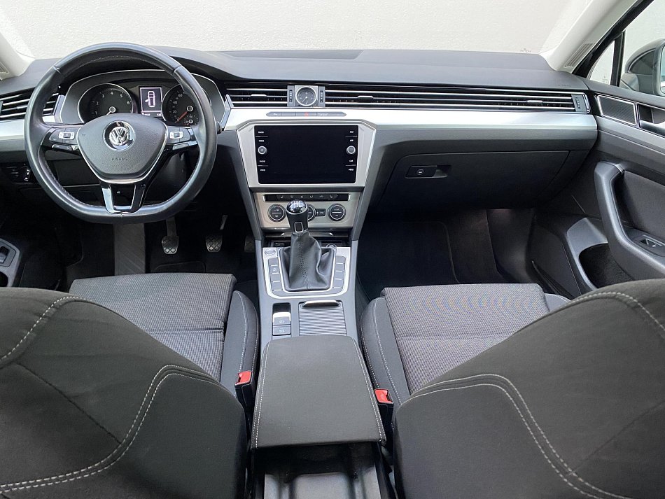 Volkswagen Passat 1.5 TSi Comfortline