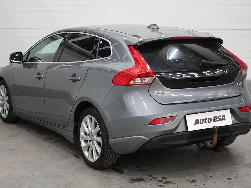 Volvo V40 1.6D 