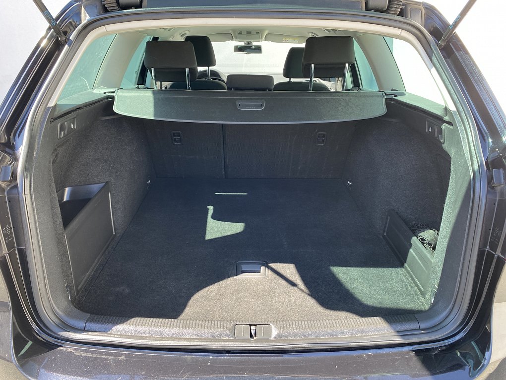Volkswagen Passat 1.6 TDi 