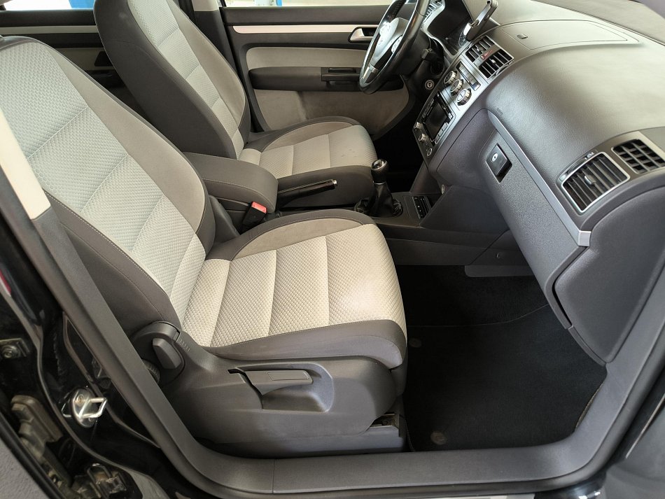 Volkswagen Touran 2.0TDI 