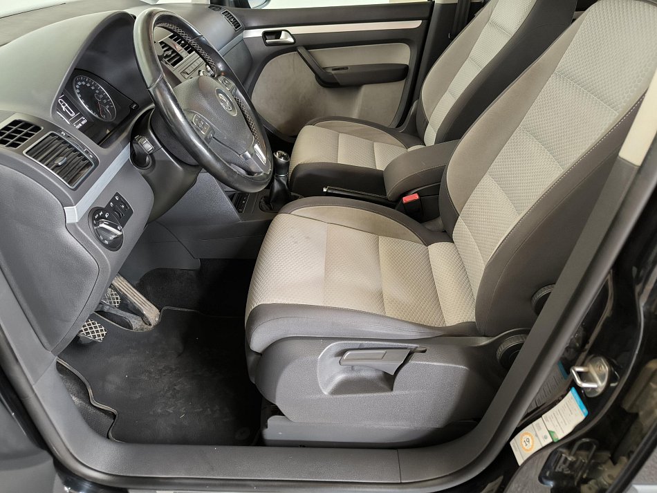 Volkswagen Touran 2.0TDI 