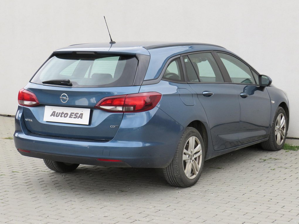 Opel Astra 1.6 CDTi 