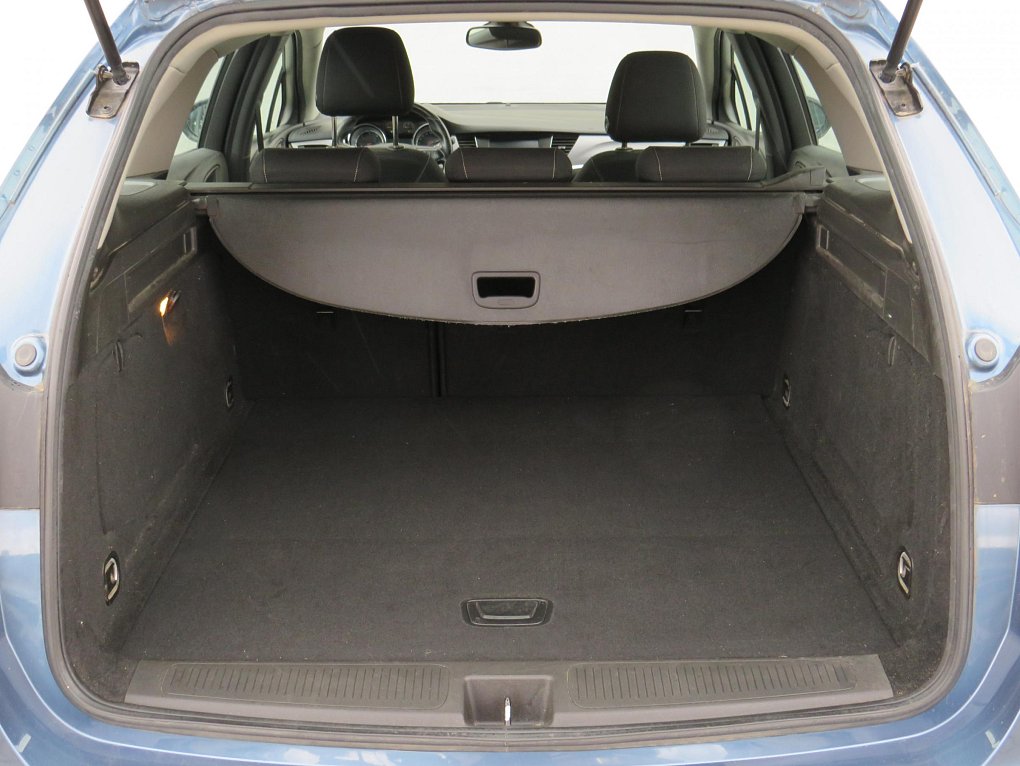 Opel Astra 1.6 CDTi 