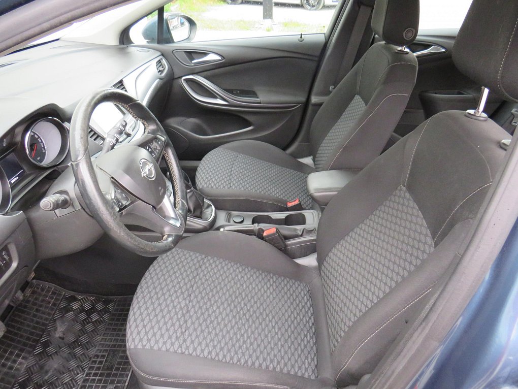 Opel Astra 1.6 CDTi 