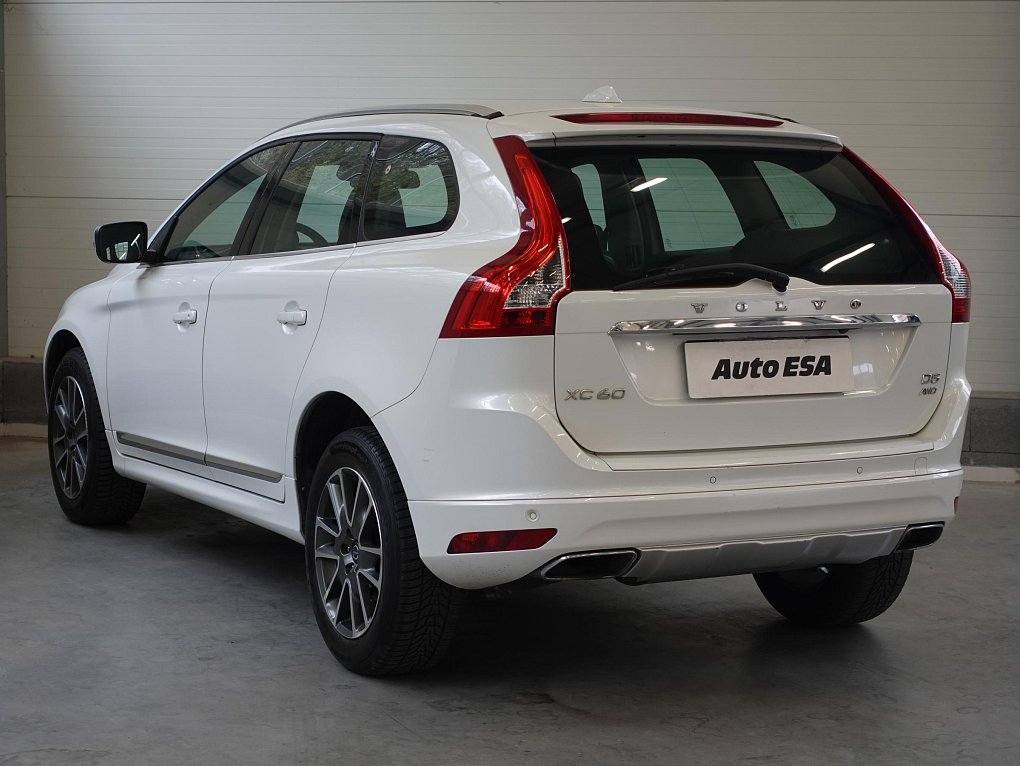 Volvo XC60 2.4D5 Summum AWD