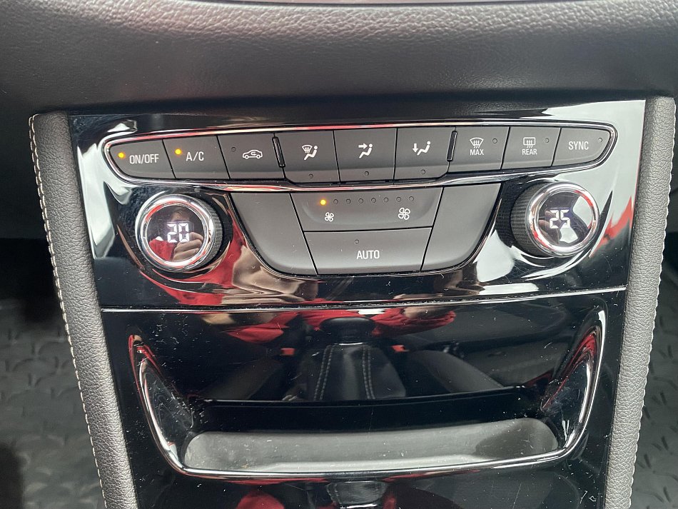 Opel Astra 1.6 CDTi Dynamic