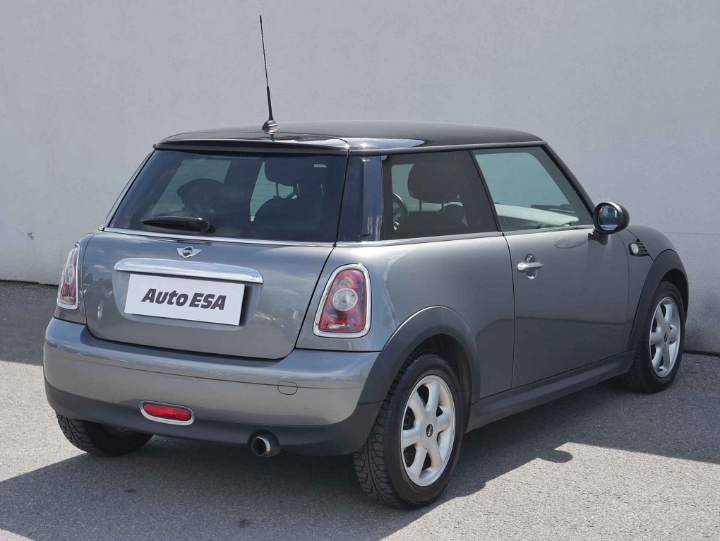 Mini Cooper 1.6i 