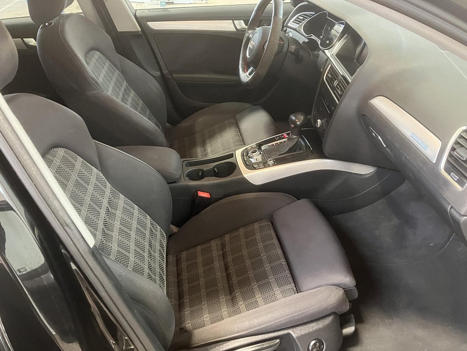 Audi A4 2.0TDi  quattro