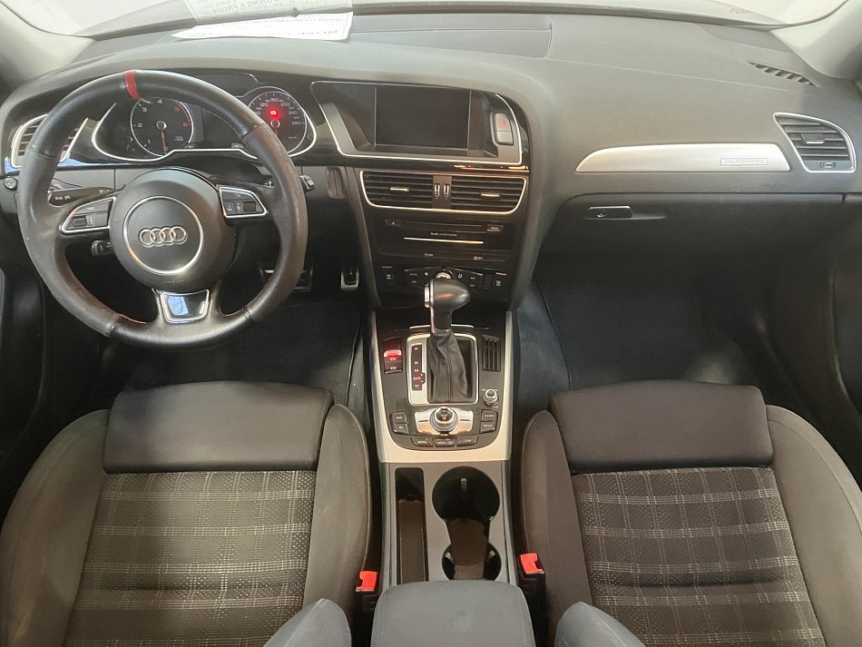 Audi A4 2.0TDi  quattro