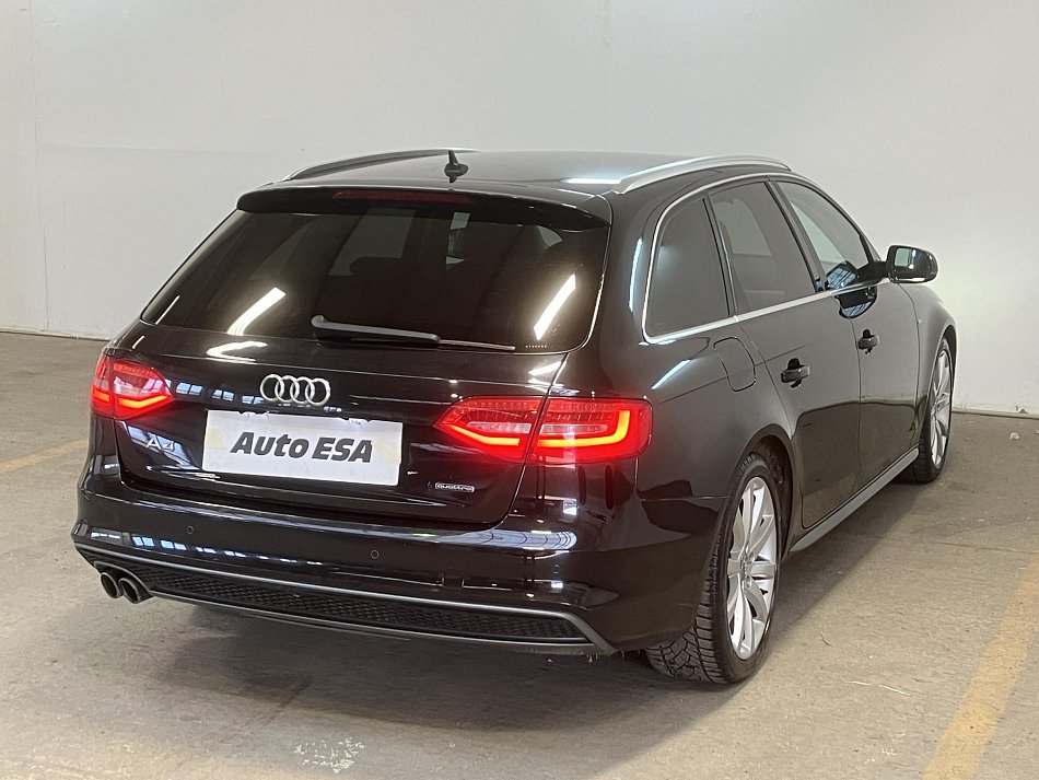 Audi A4 2.0TDi  quattro