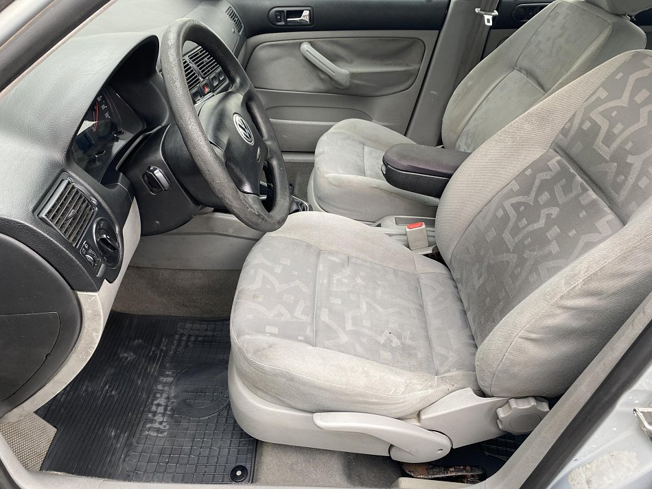 Volkswagen Golf 1.9 TDI 