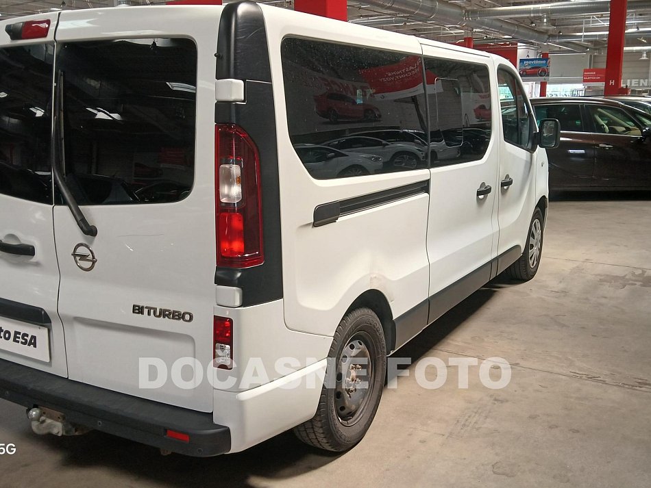Opel Vivaro 1.6CDTi  L2 9míst