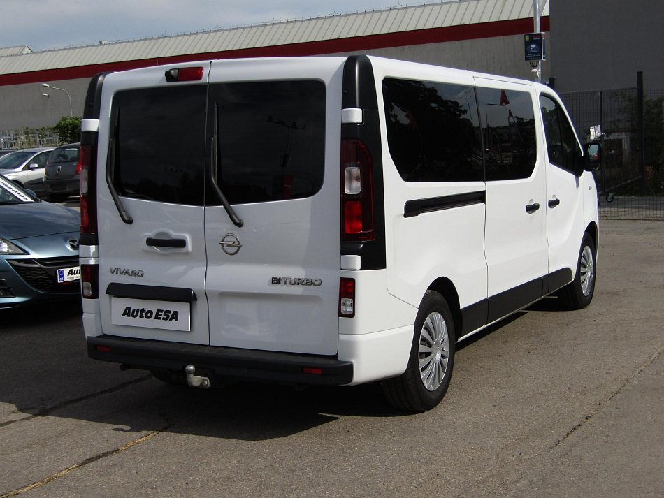 Opel Vivaro 1.6CDTi  L2 9míst