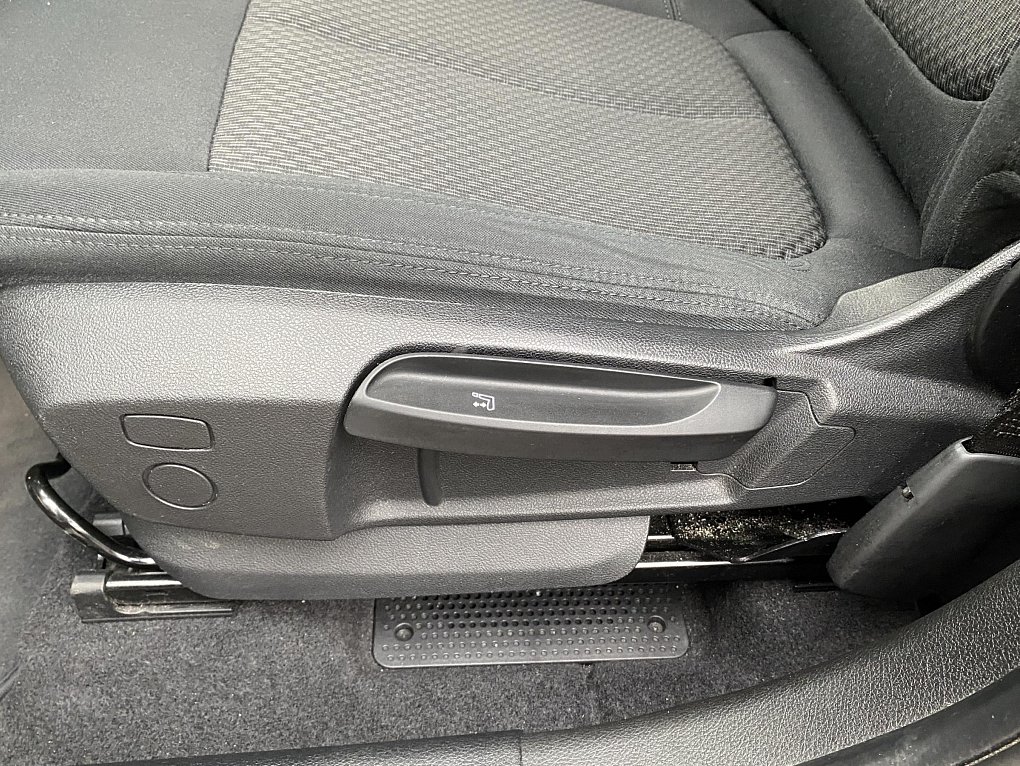 BMW Řada 2 1.5 i Advantage 218i