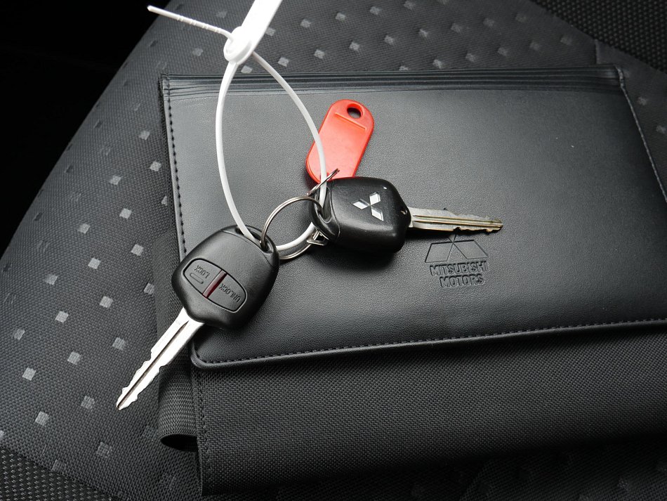 Mitsubishi ASX 1.6 i Invite