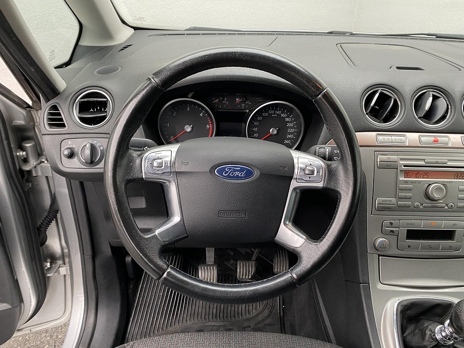 Ford Galaxy 2.0 TDCi  7míst