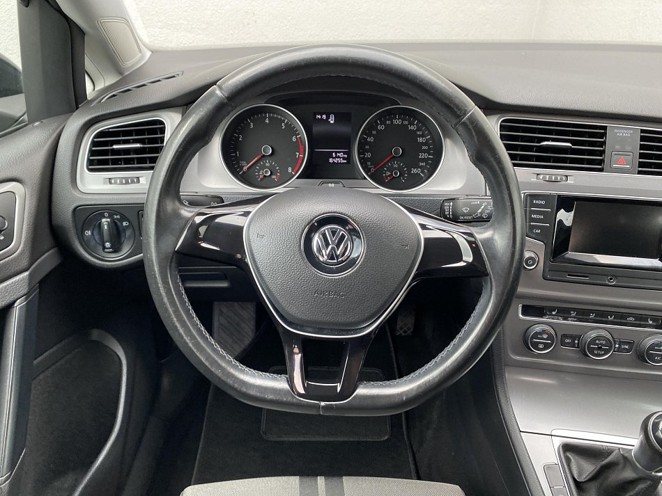 Volkswagen Golf 1.2 TSI 