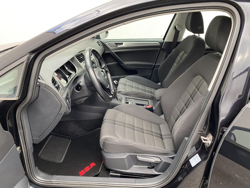 Volkswagen Golf 1.2 TSI 