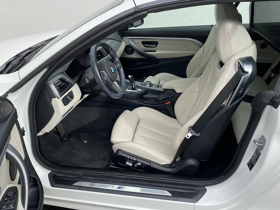 BMW Řada 4 3.0  440i