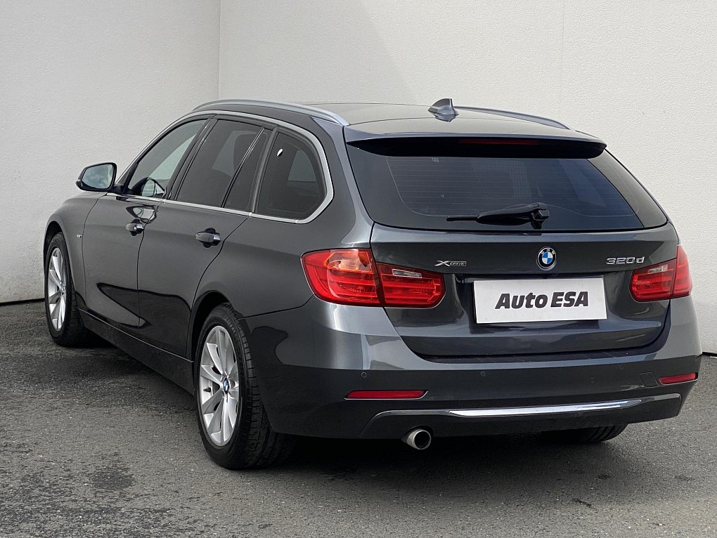 BMW Řada 3 2.0 D LuxuryLine 320D
