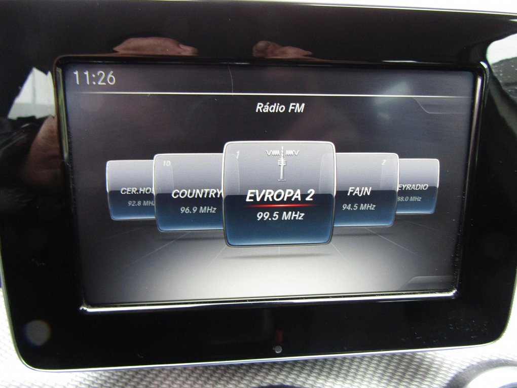 Mercedes-Benz GLA 2.2CDi  200 D 4MATIC