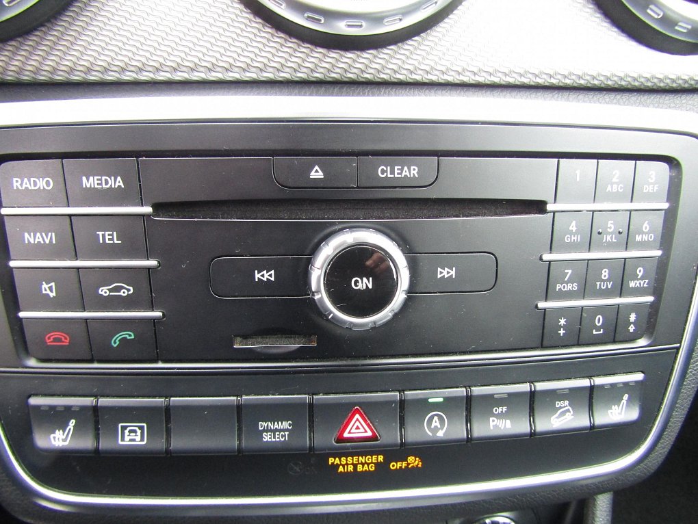 Mercedes-Benz GLA 2.2CDi  200 D 4MATIC