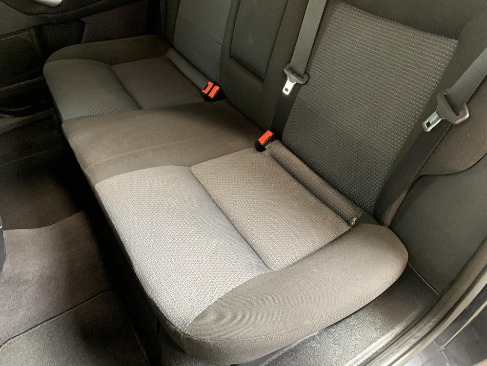 Ford Mondeo 1.6i 