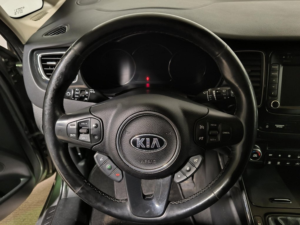 Kia Carens 1.7 CRDi Spirit