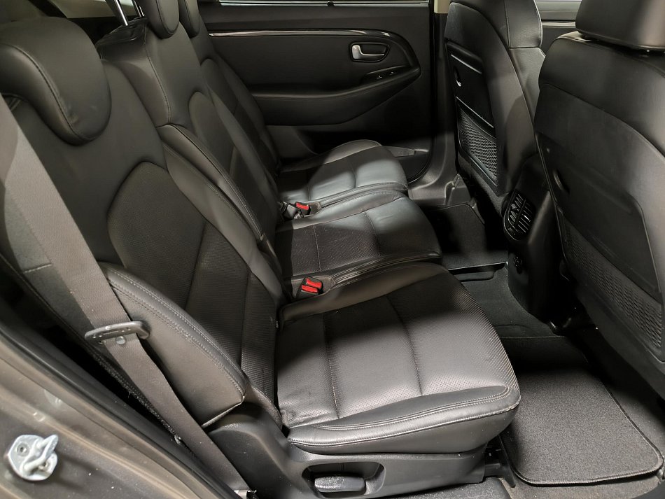 Kia Carens 1.7 CRDi Spirit