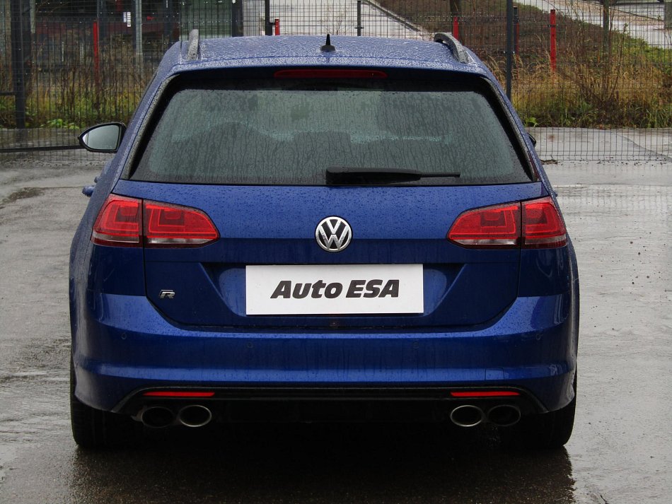 Volkswagen Golf 2.0 TSi 