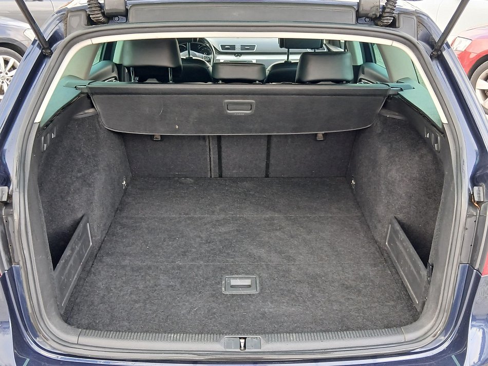 Volkswagen Passat 2.0 TDi 