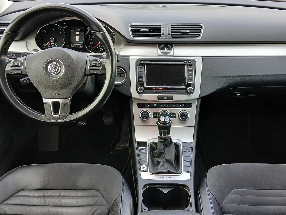 Volkswagen Passat 2.0 TDi 
