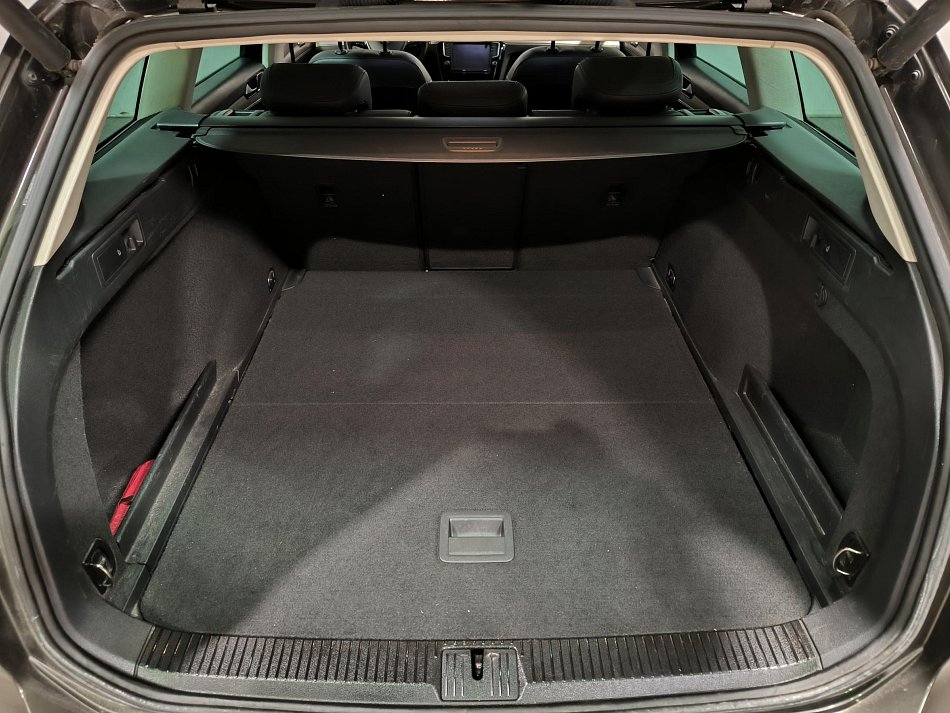 Volkswagen Passat 2.0 TDi 