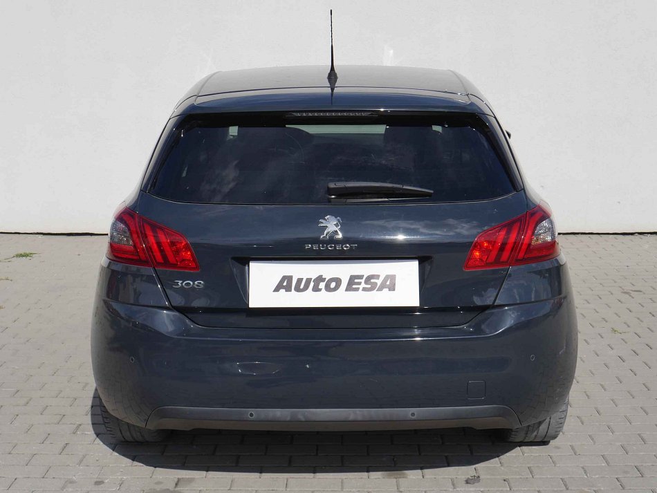 Peugeot 308 1.2PT 