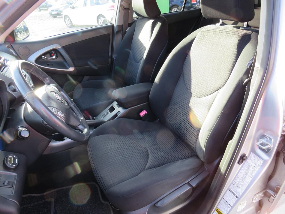 Toyota RAV4 2.2 D Executive 4WD