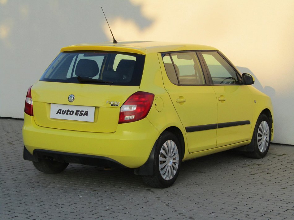 Škoda Fabia II 1.4i 16V Ambiente