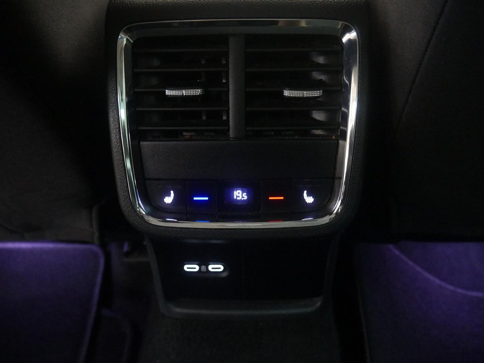 Škoda Octavia IV 2.0 TDI 