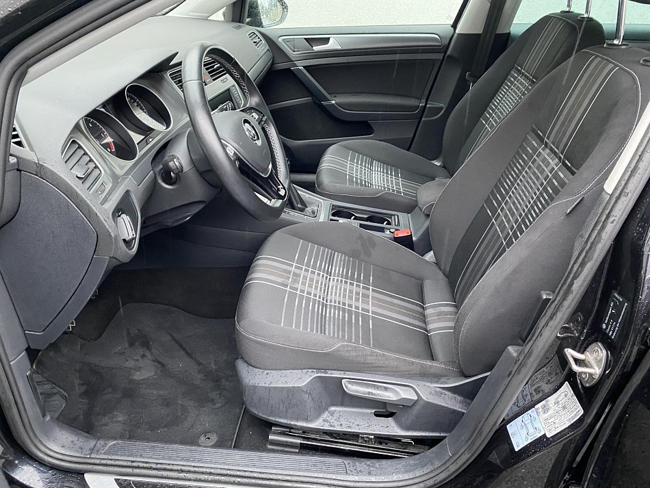 Volkswagen Golf 1.6 TDi Lounge