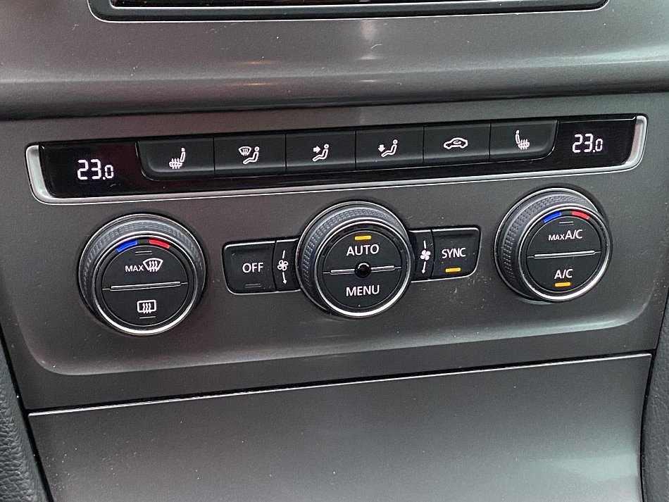 Volkswagen Golf 1.6 TDi Lounge