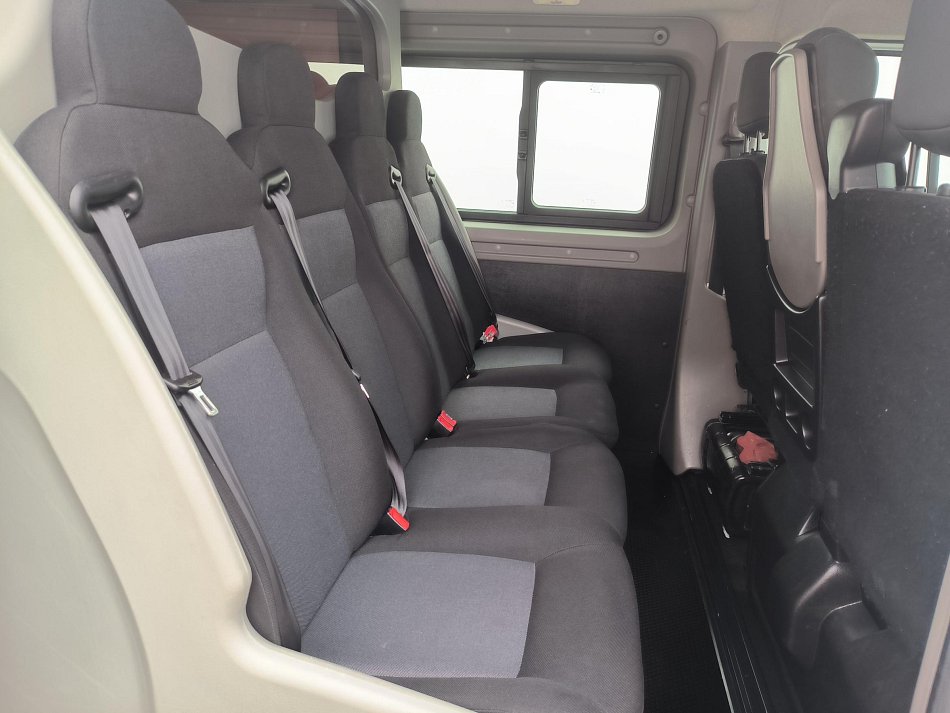 Renault Master 2.3dCi  L1H1 7míst