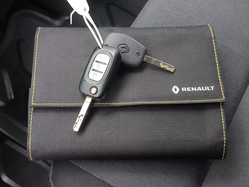 Renault Master 2.3dCi  L1H1 7míst