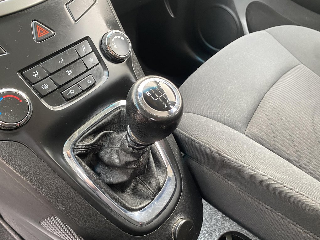 Chevrolet Orlando 1.8 i 