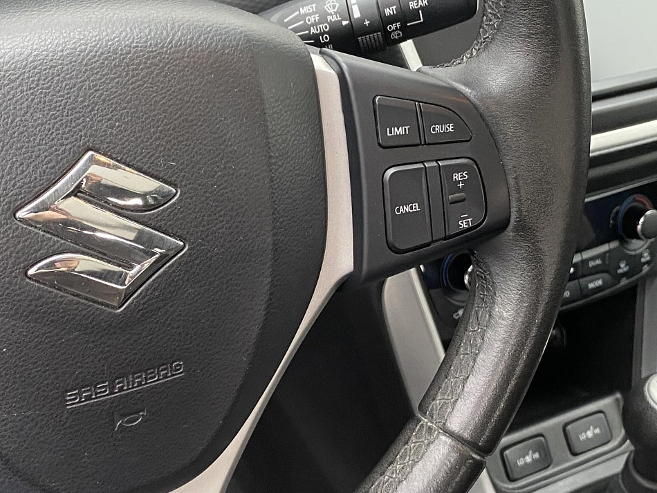 Suzuki S-Cross 1.6 VVT Premium AllGrip