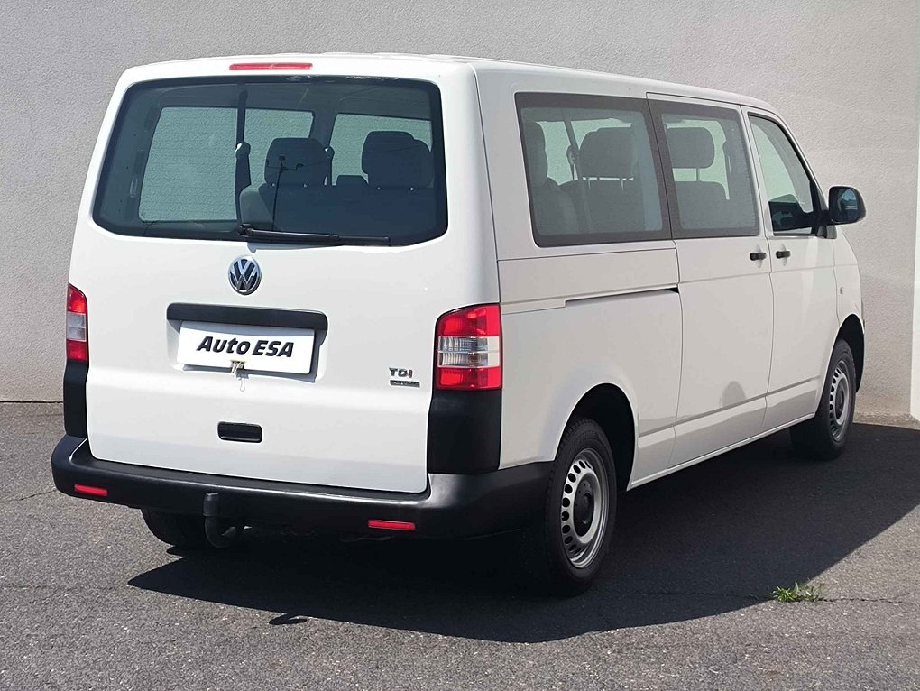 Volkswagen Transporter 2.0TDi  4x4 L2H1 9míst