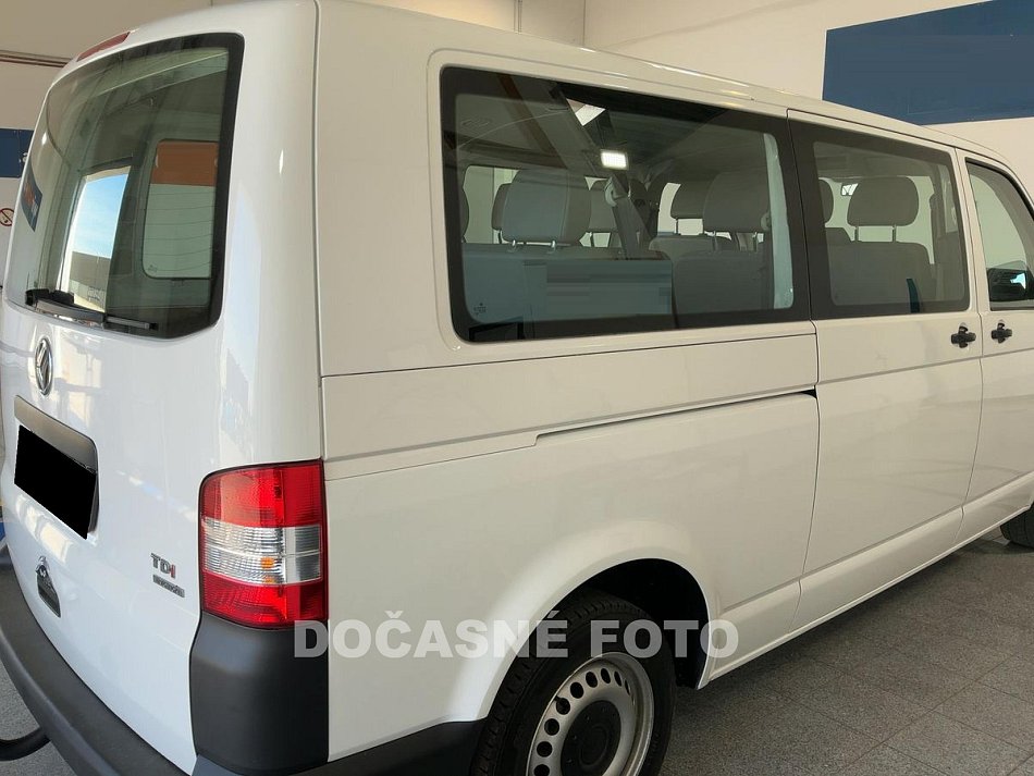 Volkswagen Transporter 2.0TDi  4x4 L2H1 9míst