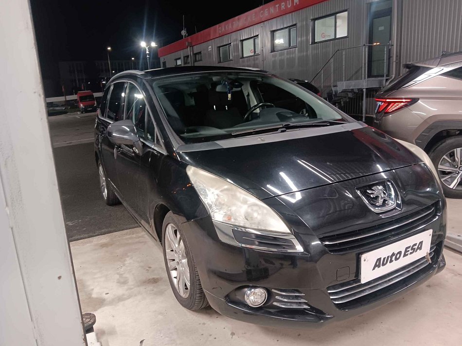 Peugeot 5008 2.0 HDi 