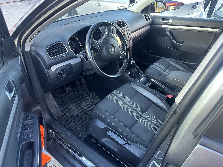 Volkswagen Golf 1.4 TSI 